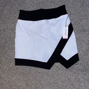 Joy fit skirt, never worn